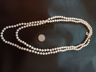 XLongFauxPearlNeck