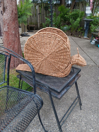 WOW !!! Woven Snail Open Basket