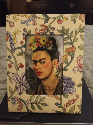 Framed Floral Frida