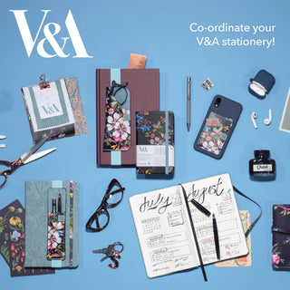 V&A Bookaroo Kilburn Collection: Phone Pocket