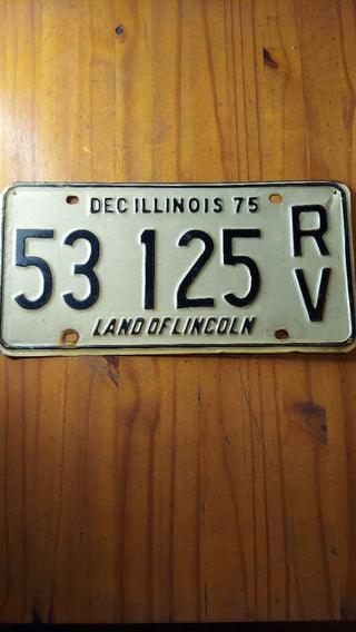 1975, Cream And Black, December Illinois RV License Plate