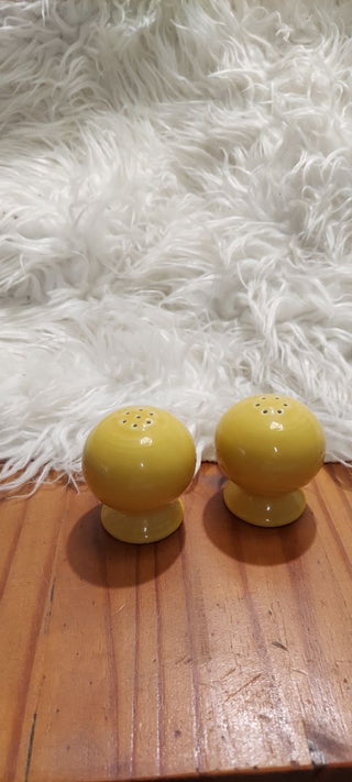 Fiesta Yellow Salt & Pepper Set by Homer Laughlin