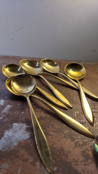 16.. 1920s Regal Round Bowl Soup Gumbo Spoon(Dirigold, Clover Backstamp) by Dirilyte-Dirigold - Goldware flatware