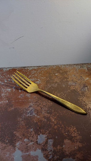 17. 1920s Regal Solid Meat Serving Fork, Wide Tines(Dirigold, Clover Backstamp) by Dirilyte-Dirigold - Goldware flatware