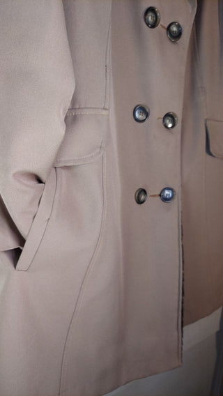 1974 Western Faux Fur Collar & Lined Tan Double Breasted Coat, size large, easily Tailored jacket