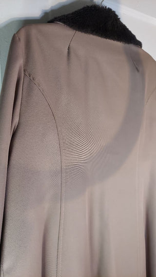 1974 Western Faux Fur Collar & Lined Tan Double Breasted Coat, size large, easily Tailored jacket