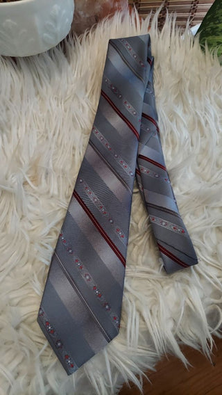 Vintage gray polyester and silk Van Heusen Tie Price is Firm