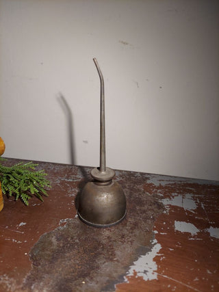 vintage thumb oil can 5.5 inch