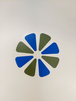 1960s MCM 4pc set - “Lap and utility tray” by David Douglas, Acca Ware, made in USA, blue and green center atomic design