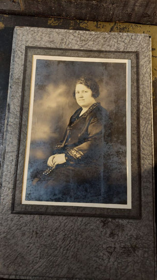 Antique Gelatin Silver Print cabinet card photograph studio portrait "woman - widow in a formal dress" (1900-20)