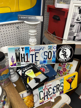 HM LP 'Cheers' Sign