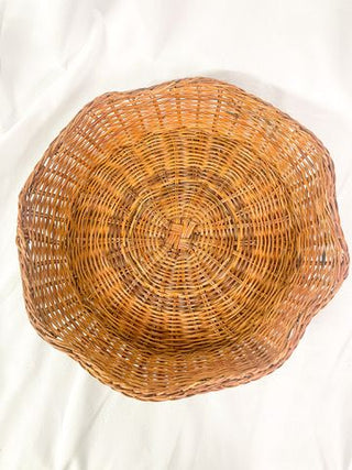 Scallop Wicker Basket