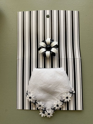 Combo Black/White Daisy Brooch and Handkerchief