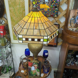 Brass lamp & stained glass shade AS IS some cracked glass