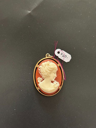 Napier Cameo Pendent 1.25"X1.75"
