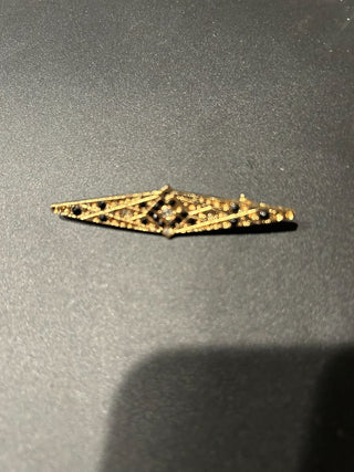 Bar Pin Black Stone/Onxz Marcasite