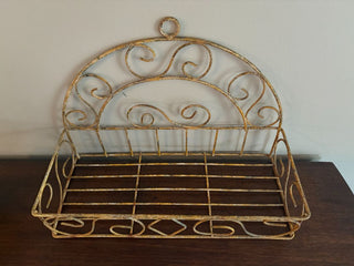 wire hanging shelf