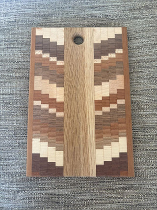 Inlaid wood cutting board