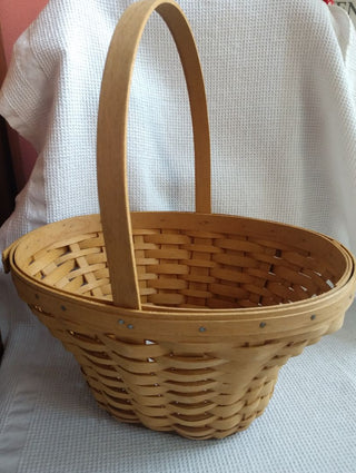 LONGABERGER LARGE EASTER BASKET W/HANDLE 12"X10.75"X8.25"