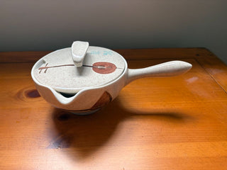 MCM noodle bowl w lid