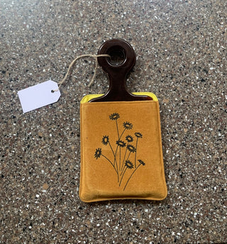 Vintage Travel comb & mirror in felt pouch