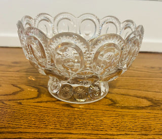 L.E. Smith Moon and Stars Clear Glass Footed Bowl 7.4" X 5"