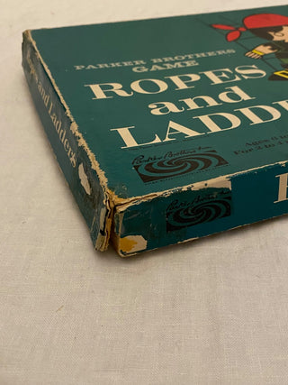 1954 Ropes and Laddes game AS IS