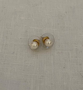 Vintage faux pearl stud earrings