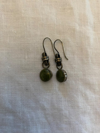 1990s fair trade green stone earrings 1.25”