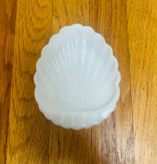 Vintage Milk Glass Shell Dish 5.5" X 4.5"