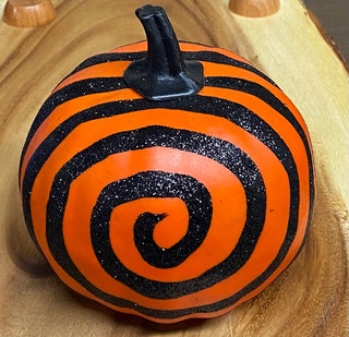 Orange swirl pumpkin 5x5”