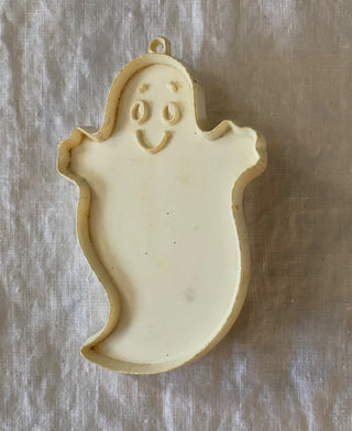 Vintage ghost cookie cutter AS IS