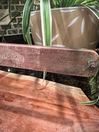 Antique American Cutlery Company (Chicago) Merchant Scale with Brass Pan