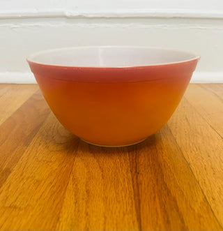 Pyrex Flamgelo Orange Ombre Mixing Bowl