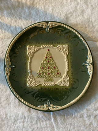 Grasslands Road Irish Christmas plate