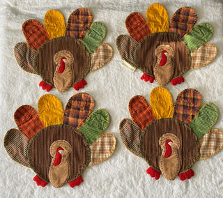 Pottery Barn kids turkey utensil holder placemat (set of 4)