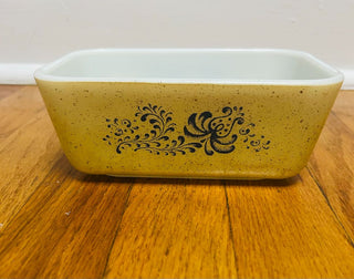 Pyrex Homestead Fridge Dish 1.5 pt