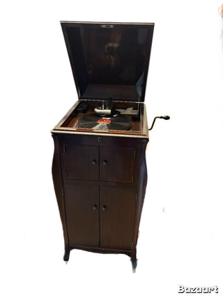 Victrola 1906 Record Player