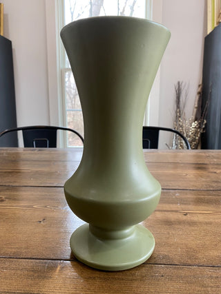 McCoy Floraline 401 Matte Green Vase