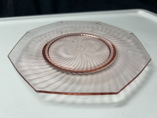 Pink swirled lines med. plate