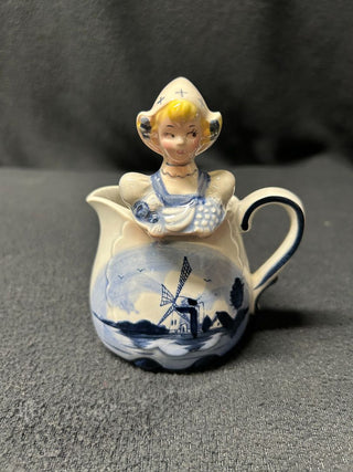 Dutch girl creamer