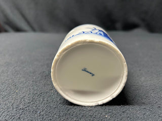 Delft coffee mug