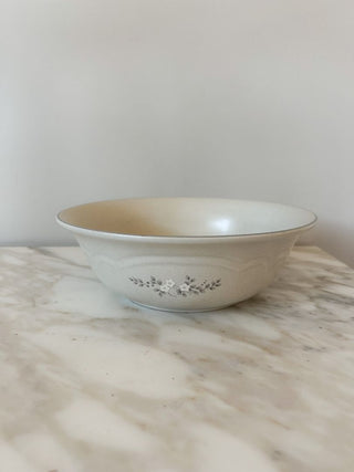 Pfaltzgraff Heirloom Serving Bowl