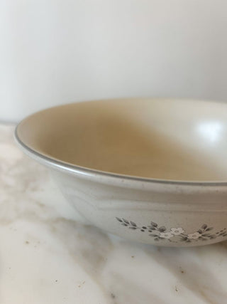 Pfaltzgraff Heirloom Serving Bowl