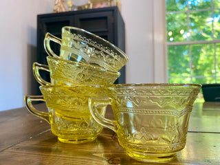 4pc Federal Depression Glass Tea Cups