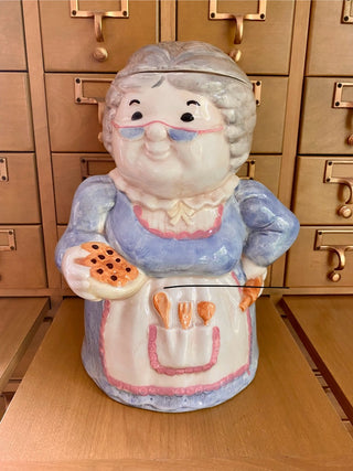 Treasure Craft Grannie Cookie Jar