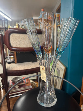 Vintage, Laura glass ,Allegro 7 piece champagne flutes with vase