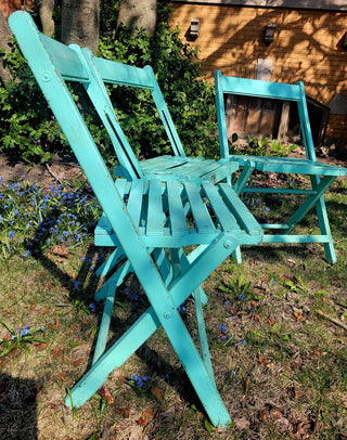 Mint green wooden folding chair 18Wx20Dx31H