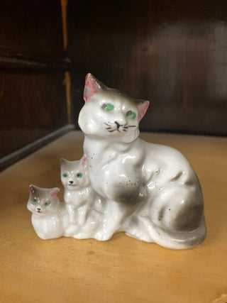 Porcelain Mama Cat & Kittens -