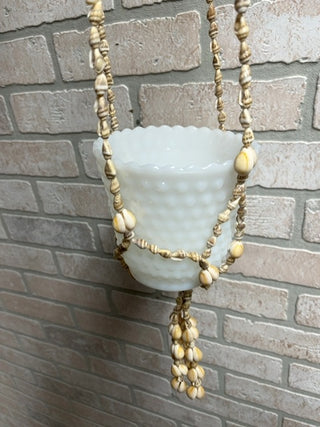 Shell plant hanger